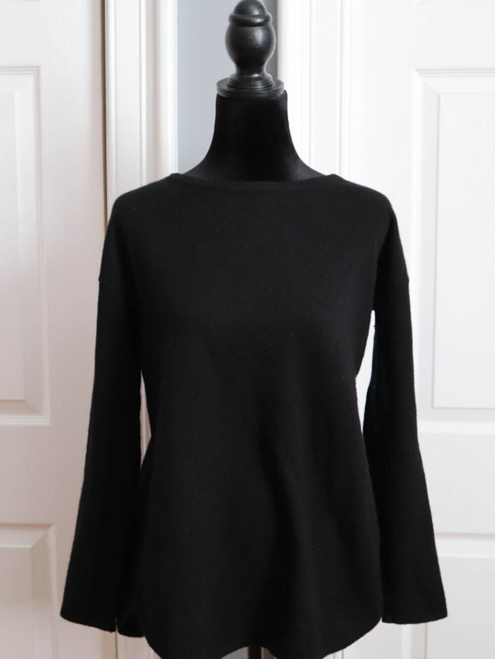 Saks Fifth Avenue 100% Cashmere Pullover Tunic Sweater Black Women's Sz S